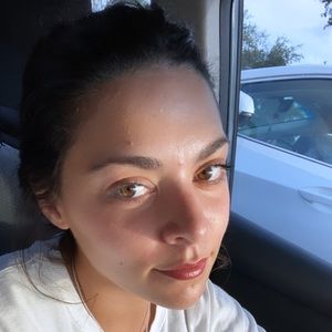 Meet your Posher, Julieta